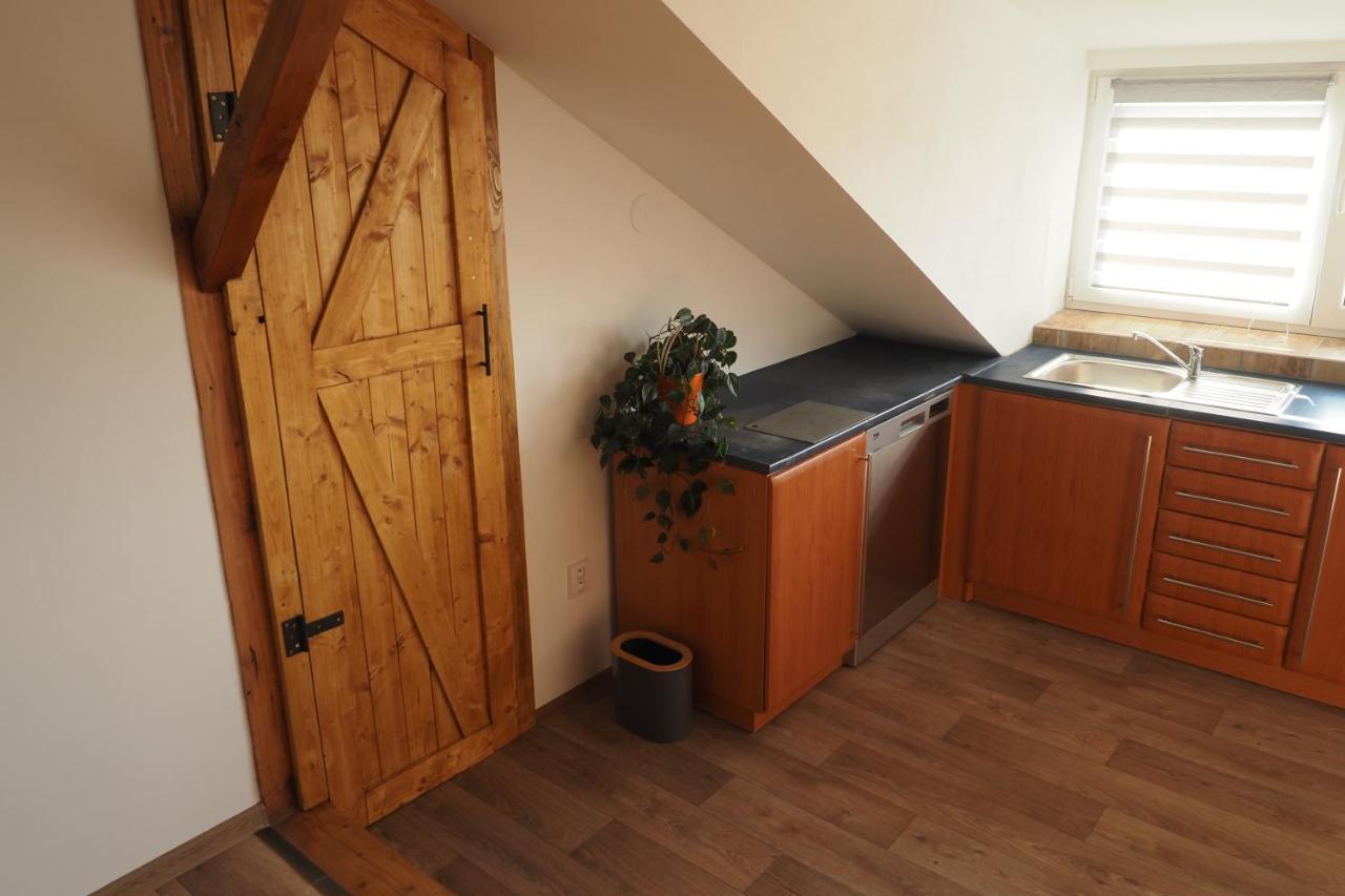 Apartman U Borovice Bila Tremesna Ngoại thất bức ảnh