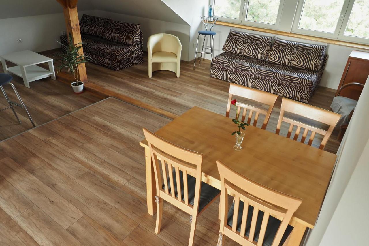 Apartman U Borovice Bila Tremesna Ngoại thất bức ảnh